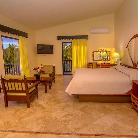 גואימאס Hotel Playa De Cortes מראה חיצוני תמונה