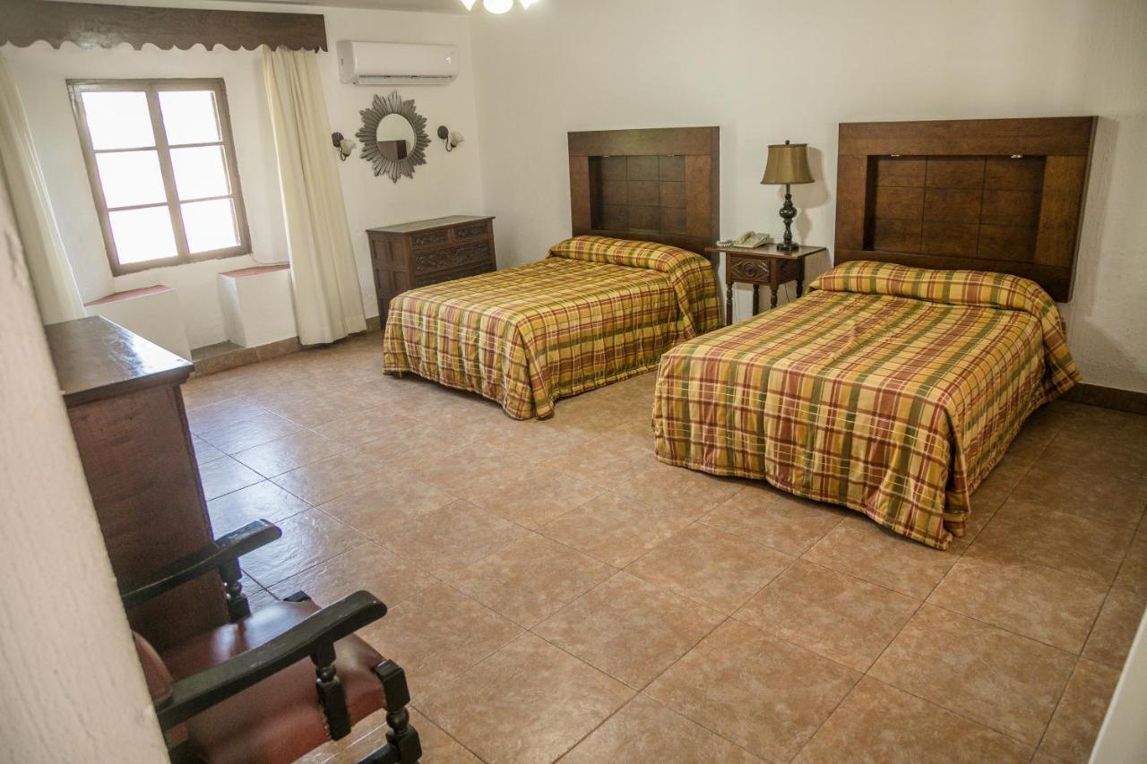 גואימאס Hotel Playa De Cortes מראה חיצוני תמונה