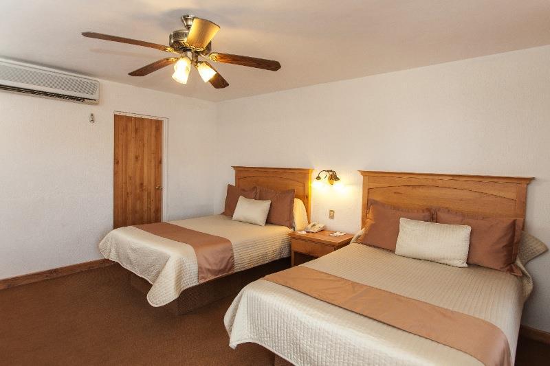גואימאס Hotel Playa De Cortes מראה חיצוני תמונה