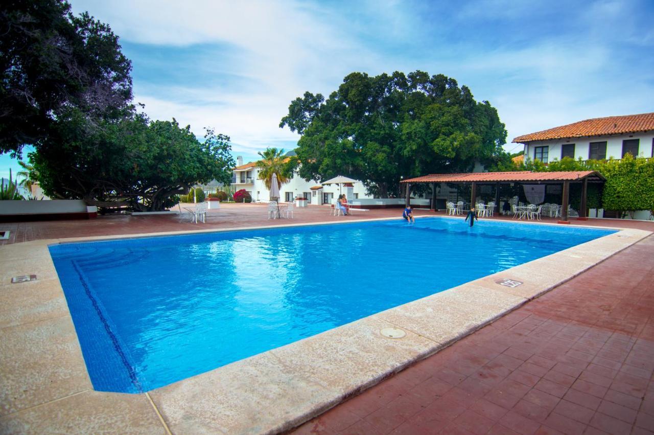 גואימאס Hotel Playa De Cortes מראה חיצוני תמונה