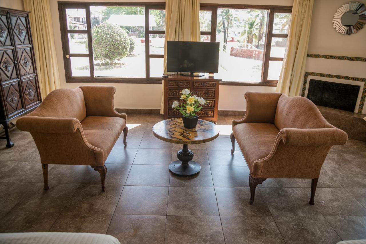 גואימאס Hotel Playa De Cortes מראה חיצוני תמונה