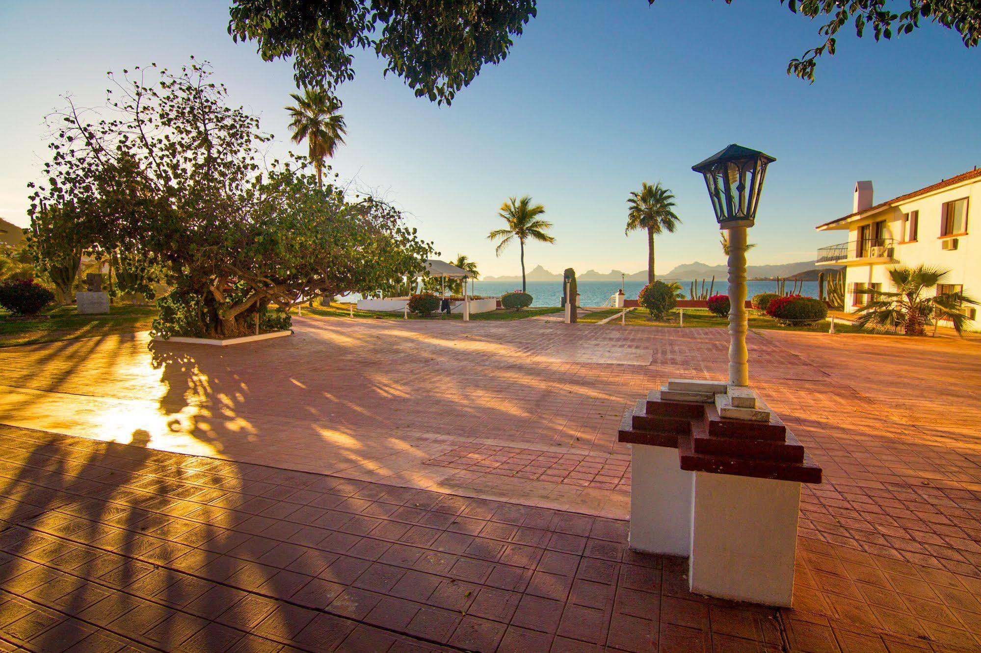 גואימאס Hotel Playa De Cortes מראה חיצוני תמונה